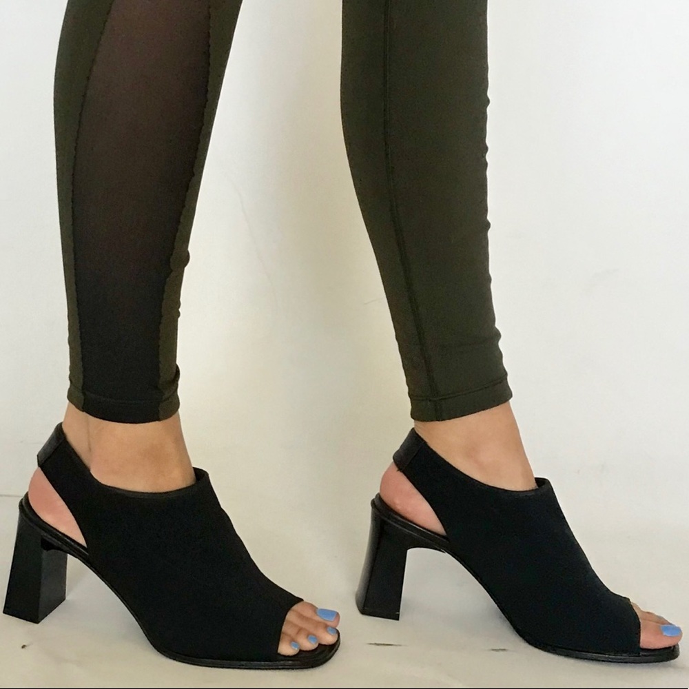 Paul Green Munchen Black Heeled Sandals! 🖤